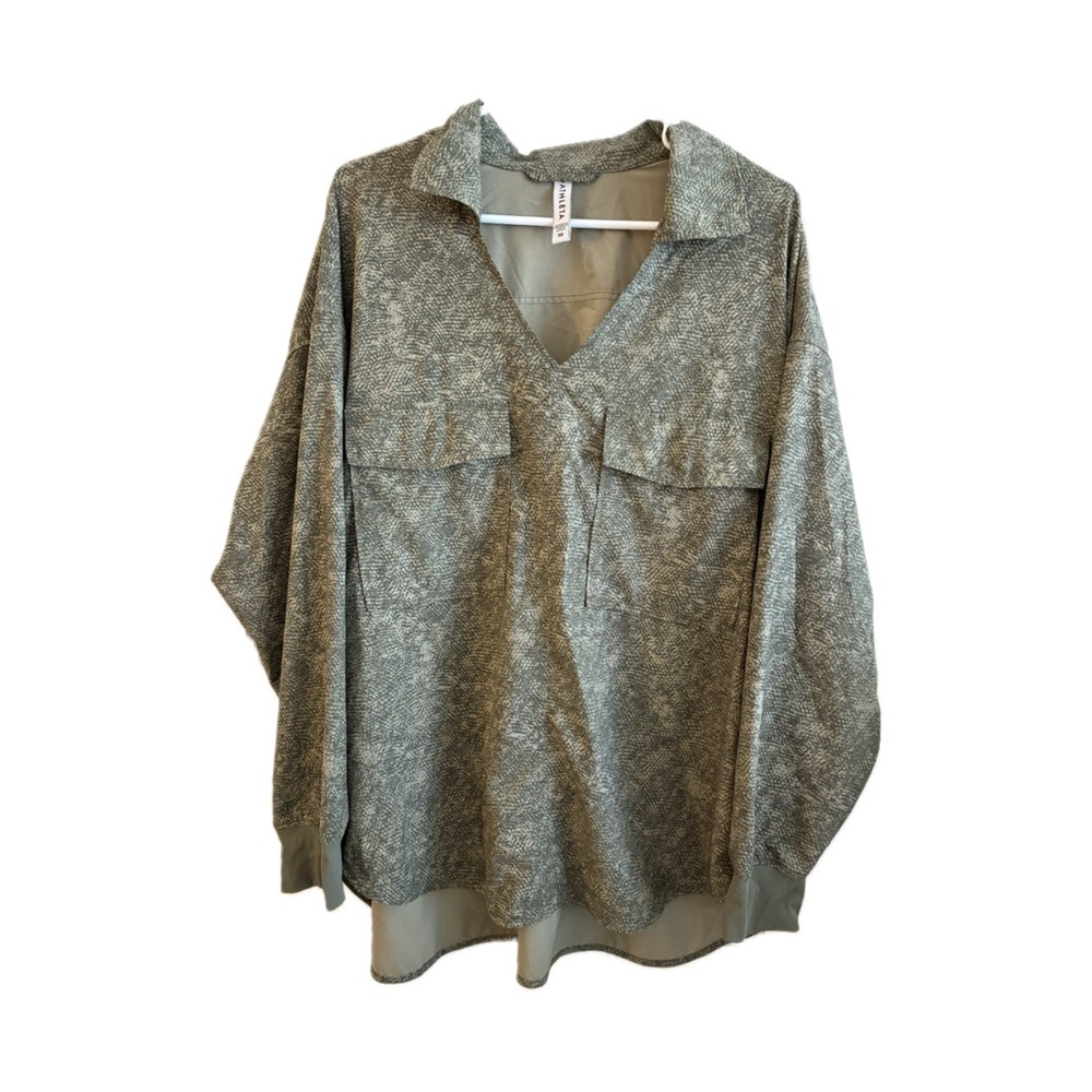 Athleta Zuma Printed Top Workout Viper Shadow Olive Plus Size in Green - 1XL